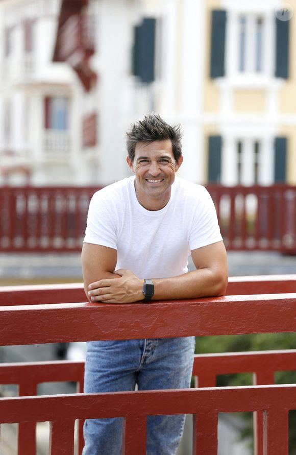 L'ancien candidat de la Star Academy suit actuellement une formation intensive à Toulouse.

Exclusif - Rendez-vous avec Jean-Pascal Lacoste (Habillé par American Vintage) à Saint-Jean-de-Luz. Le 10 juillet 2020
© Patrick Bernard / Bestimage
