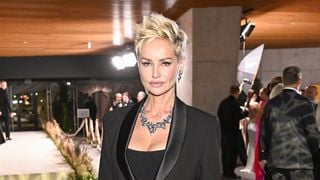 A 54 ans, Adriana Karembeu s'adonne à ce sport : "Il n'y a rien d'autre qui marche"