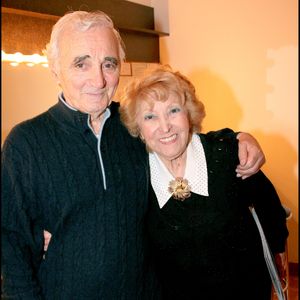Charles Aznavour et sa soeur Aïda au Palais des Congrès. © RINDOFF-GUIREC / BESTIMAGE
