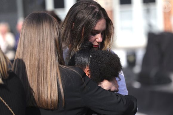 Milla Savarese, la fille unique d'E.Dequenne - 300 personnes réunies pour rendre hommage à Emilie Dequenne dans sa ville de Chièvres (Belgique), le 9 avril 2025, quelques semaines après son décès prématuré, survenu le 16 mars 2025. © Photonews / Bestimage