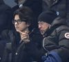 Attiré par l'anglais, Sean Obispo a suivi un cursus bilingue. 

Pascal Obispo et son fils Sean dans les tribunes du Stade de France lors du match amical international opposant la France à l'Uruguay à Saint-Denis, Seine Saint-Denis, France, le 20 novembre 2018. La France a gagné 1-0. © Cyril Moreau/Bestimage