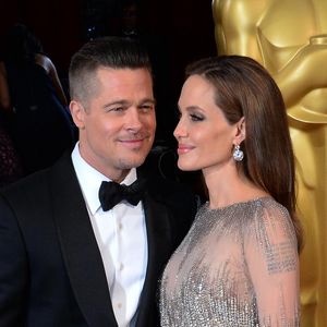 Angelina Jolie se confie avec une grande sincérité sur la manière dont sa vie a évolué depuis son divorce et les années de bouleversements personnels qui ont suivi. 

Brad Pitt et Angelina Jolie (habillée en Elie Saab) - 86ème cérémonie des Oscars à Hollywood