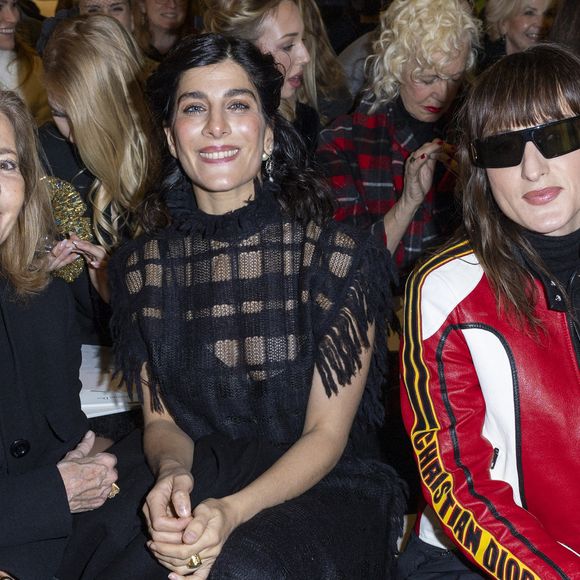 Claire Chazal , Juliette Armanet 2025 lors de la Fashion Week de Paris (PFW), France, le 27 janvier 2025. © Olivier Borde/Bestimage