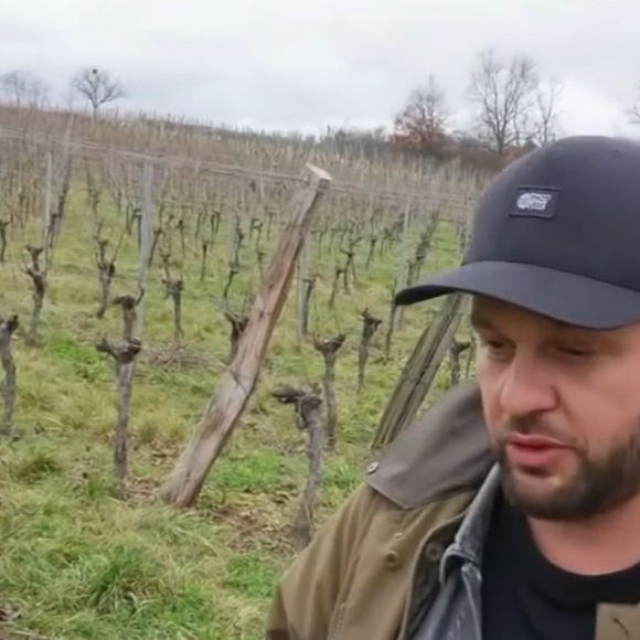 Claudio Capéo sur ses terres en Alsace. Reportage diffusé dans le JT de 13 heures de TF1 le 23 décembre 2025.