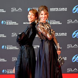 Élodie Varlet et Léa François lors de la soirée d'ouverture du 60ème Festival de Télévision de Monte-Carlo au Grimaldi Forum à Monaco, le 18 juin 2021. © Bruno Bébert/Bestimage