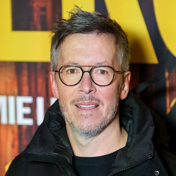 Dans une publication mise en ligne le 22 août 2026, la société revient sur les récents messages concernant le changement de présentation et assure vouloir apporter "un rappel serein du contexte".

Jean-Luc Lemoine assiste à la première parisienne du film « Mon Heroine » au cinéma UGC Normandie, le 13 décembre 2022 à Paris, en France. Photo de Nasser Berzane/ABACAPRESS.COM