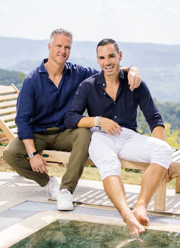 Un ancien politicien français engagé avec le Rassemblement national.

Ralph Schumacher, ancien pilote de Formule 1, . Sur la photo : Ralf Schumacher et son partenaire Etienne Bousquet-Cassagne. Ralph Schumacher, ancien pilote de Formule 1. Sur la photo : Ralf Schumacher et son partenaire Etienne Bousquet-Cassagne. © Imago/Panoramic/Bestimage