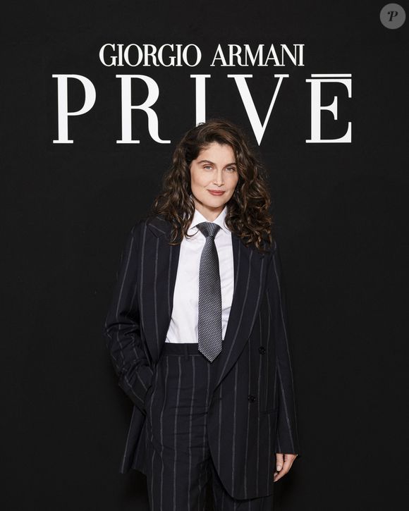 Laetitia Casta - Les célébrités au défilé Armani Privé "Collection Haute Couture Printemps/Eté 2025", au 21 rue François 1er, lors de la Fashion Week de Paris (PFW), le 28 janvier 2025. SGP / BESTIMAGE