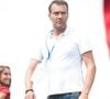 Debout au milieu des décombres, face à un paysage qu’il connaissait comme un lieu de vie et de partage, Marc-Emmanuel Dufour mesure l’ampleur du désastre. 

Marc-Emmanuel - People à la journée mondiale des oubliés des vacances de l'association du Secours populaire au Champ-de-Mars à Paris, le 19 août 2015.  Agence / Bestimage