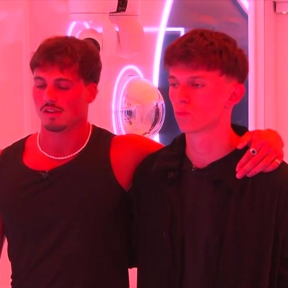 Prime 2 de la saison 13 de Secret Story, diffusé le 26 juin sur TFX : Damien et Ethan.

Capture d'écran TFX