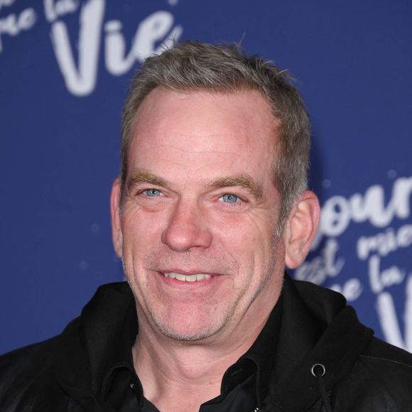 Garou - Avant-première du film "L'amour c'est mieux que la vie" réalisé par C. Lelouch dont c'est le 50ème film au cinéma UGC Normandie à Paris le 17 janvier 2022. © Coadic Guirec/Bestimage