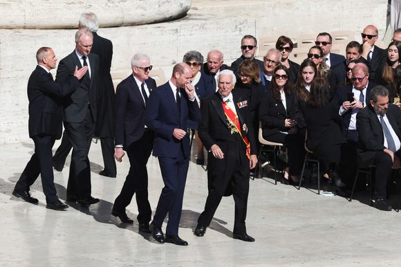 Le prince William d'Angleterre, prince de Galles, assiste aux funérailles du pape François le 26 avril 2025 au Vatican. Alors que Rome fait ses adieux au pape François, des dirigeants du monde entier, des membres de la famille royale, des membres du clergé et des milliers de fidèles se sont réunis au Vatican pour un adieu solennel et historique. Le pape François est décédé le lundi 21 avril à l'âge de 88 ans. Photo by Marco Iacobucci/IPA/ABACAPRESS.COM