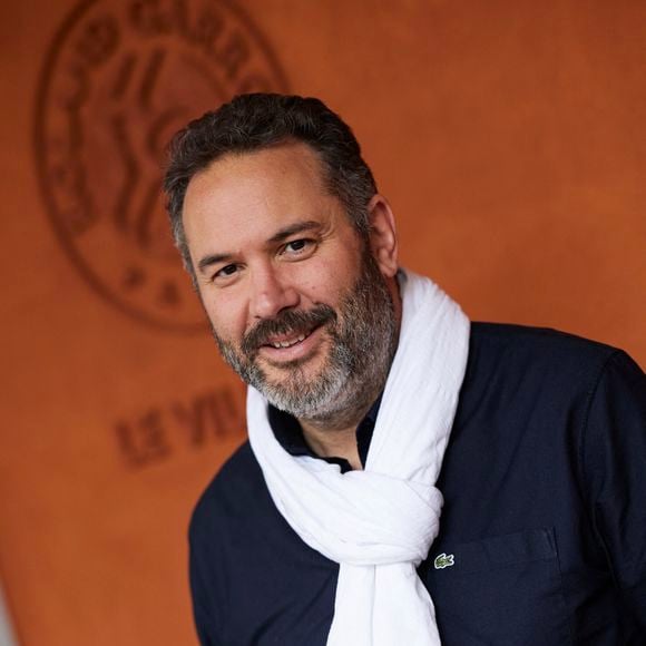 Bruce Toussaint - Les célébrités au village lors des Internationaux de France de tennis de Roland Garros 2024 à Paris. Le 5 juin 2024.  © Jacovides-Moreau/Bestimage