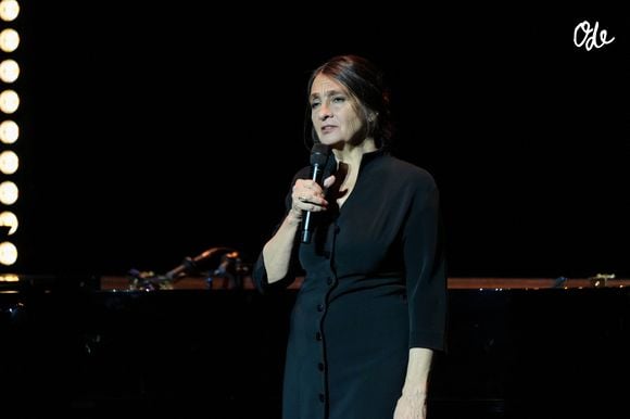 Exclusif - Catherine Ringer - 11ème édition de la "Nuit de la déprime" aux Folies Bergère à Paris le 6 octobre 2026. © Anne-Sophie Guebey / Bestimage