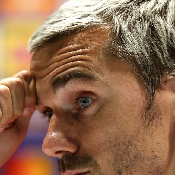 Antoine Griezmann, de l'Atlético Madrid, lors d'une conférence de presse à l'Emirates Stadium, à Londres, lundi 4 mai 2026.
