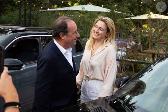 François Hollande et Julie Gayet assistent au Festiv4L Signe Renault au Chalet des Iles le 23 juin 2025 à Paris, France. Photo by Nasser Berzane/ABACAPRESS.COM