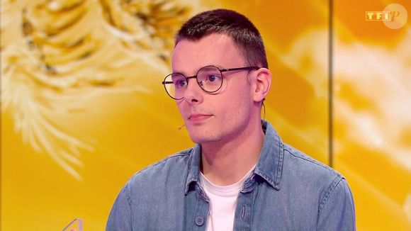 Dans "Les 12 Coups de midi", il cumule plus de 500 participations et une belle cagnotte de plus de 2 millions d'euros.

Les 12 Coups de midi sur TF1 le 4 août 2024.