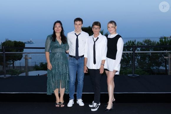 La princesse Stéphanie de Monaco, Camille Gottlieb, Louis et Marie Ducruet posent avant le Fight AIDS Monaco Gala à la Salle des Etoiles du Sporting Monte-Carlo à Monaco le 5 juillet 2025. © Olivier Huitel/Pool Monaco/Bestimage