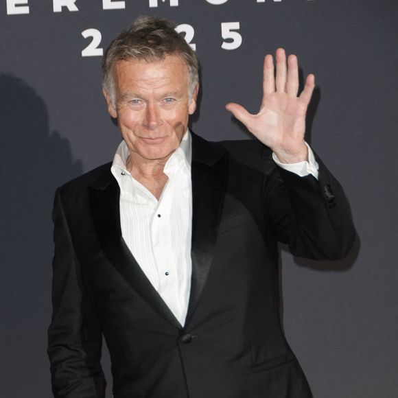 Franck Dubosc au photocall du dîner de la 50ème édition de la cérémonie des César au Fouquet's à Paris, France, le 28 février 2025. © Coadic Guirec/Bestimage