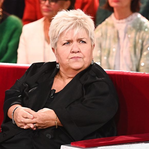 Mimie Mathy s'est faite rare sur scène et à l'écran ces derniers temps.

Exclusif - Mimie Mathy - Enregistrement de l'émission "Vivement dimanche" au studio Rive Gauche à Paris, présentée par Michel Drucker sur France 3. © Guillaume Gaffiot/Bestimage