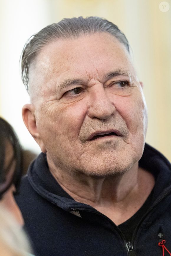 Jean-Marie Bigard - Rachida Dati remet à Chantal Ladesou les insignes de Chevalier de la Légion d'Honneur au ministère de la Culture à Paris le 2 février 2026.

© Cyril Moreau / Bestimage