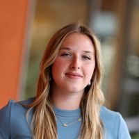 Helena Bailly proche d'une autre sensation de télécrochet…  qui ne vient pas de la Star Academy !