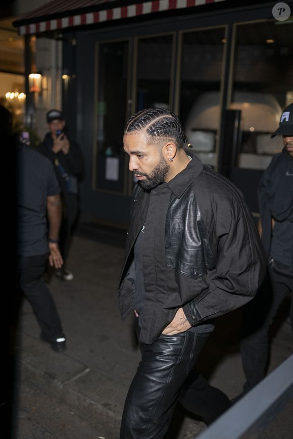 Drake sort du restaurant Giusé Trattoria à Paris le 8 septembre 2025.

© Yehiel Chekroune / Bestimage