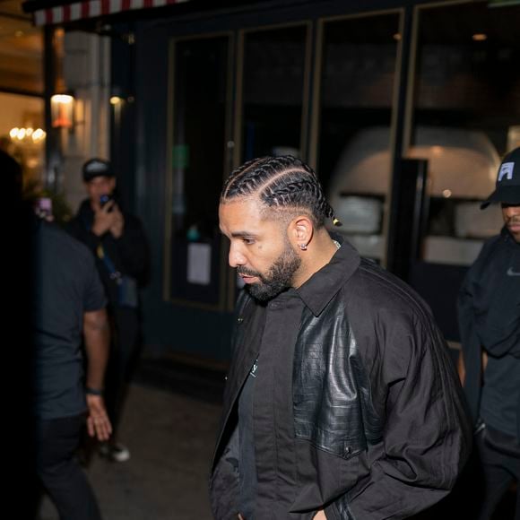 Drake sort du restaurant Giusé Trattoria à Paris le 8 septembre 2025.

© Yehiel Chekroune / Bestimage