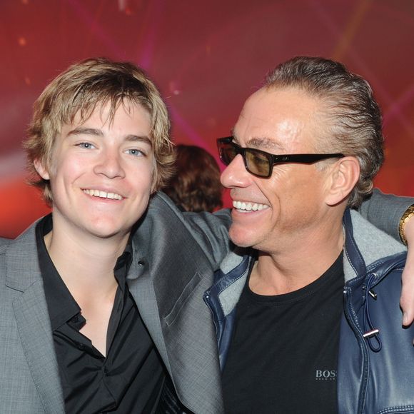 Jean-Claude Van Damme se trouvait avec son fils Nicholas au moment des faits

Jean Claude Van Damme et son fils Nicholas - Radio FG fete ses 20 ans au Grand Palais a Paris le 5 Avril 2012.