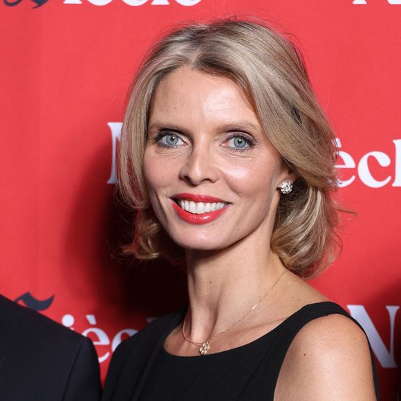 Sylvie Tellier lors du Gala de charité 'Make a Wish X The New Siècle' ' à l'Hotel de Crillon à Paris le 17 Decembre 2025

© Denis Guignebourg / Bestimage