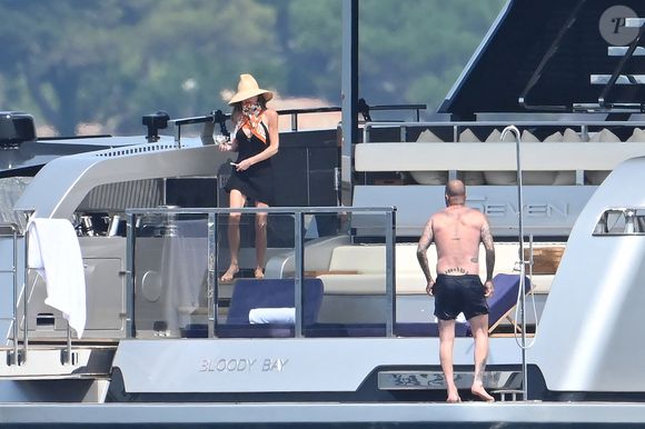 Exclusif  - David et Victoria Beckham, avec leur fils Cruz Beckham et sa compagne Jackie Apostel poursuivent leurs vacances sur le yacht Bloody Bay au large de Saint-Tropez, le 6 août 2025. © Agence / Bestimage