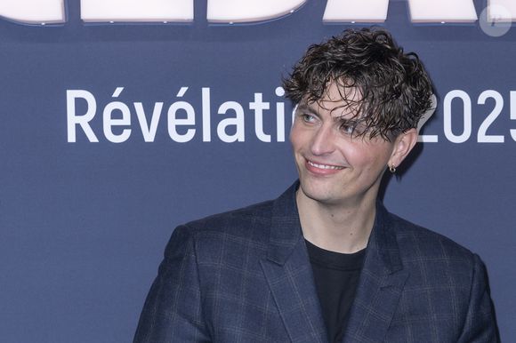 Raphaël Quenard lors de la soirée "Cesar Révélations 2025" au Trianon à Paris le 20 janvier 2025. Le comédien sera aux côtés de Jean-Pascal Zadi pour les César, le 28 février 2025. © Olivier Borde / Bestimage
