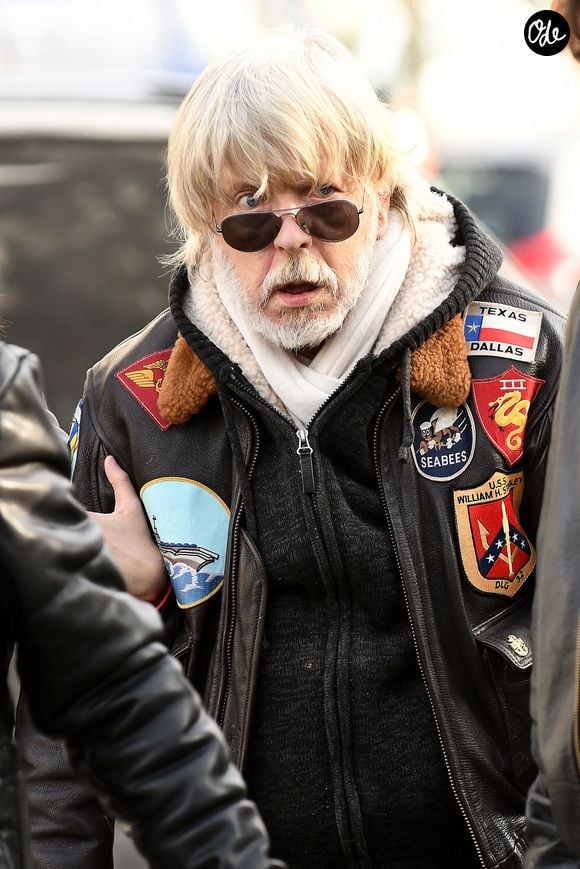 Renaud Sechan, Lola Sechan et Romane Serda lors des obsèques de Thierry Sechan au cimetière de Montparnasse, le 16 janvier 2019 à Paris, en France. Photo : ABACAPRESS.COM