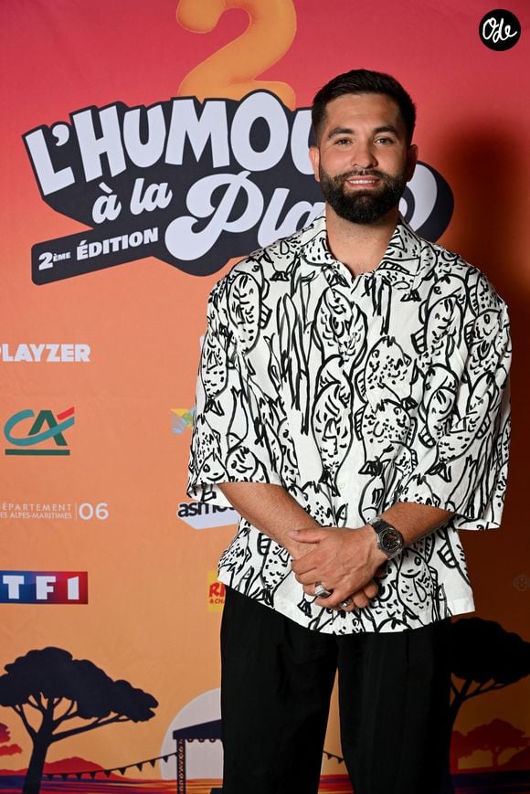 Exclusif - Kendji Girac au photocall lors de l'enregistrement de l'émission "L'humour à la plage" pour la 2eme édition du festival de Juan les Pins à la pinède Gould le 27 juin 2025.  © Bruno Bebert / Bestimage