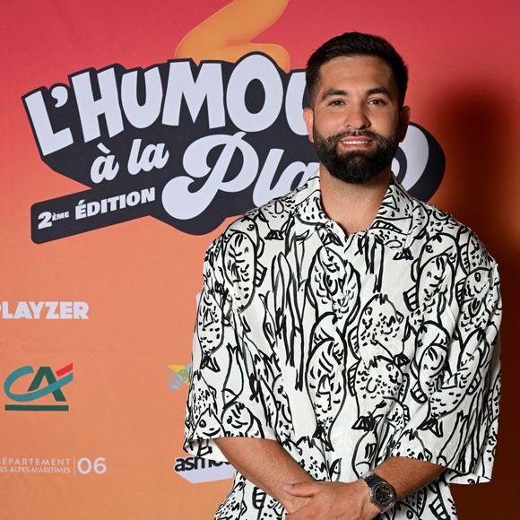 Exclusif - Kendji Girac au photocall lors de l'enregistrement de l'émission "L'humour à la plage" pour la 2eme édition du festival de Juan les Pins à la pinède Gould le 27 juin 2025.  © Bruno Bebert / Bestimage