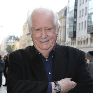 Exclusif - Pierre Bellemare arrivant à un enregistrement à Europe 1 à Paris, le 23 octobre 2013. © Agence / Bestimage