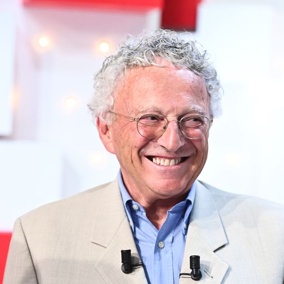 Exclusif - Nelson Monfort - Enregistrement de l'émission "Vivement dimanche" au Studio Gabriel à Paris, présentée par M.Drucker et diffusée le 12 mai sur France 3
© Guillaume Gaffiot / Bestimage