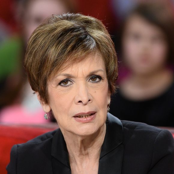 Catherine Laborde - Enregistrement de l'émission "Vivement Dimanche" à Paris le 10 février 2016 et qui sera diffusée le 14 février 2016.  © Coadic Guirec/Bestimage