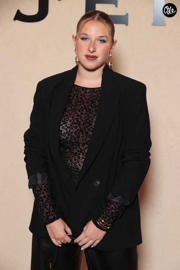 Helena Bailly assiste au défilé ETAM Mode Femme Printemps-Été 2026 dans le cadre de la Fashion Week de Paris, à Paris, en France, le 25 septembre 2025. Photo de Jérôme Domine/ABACAPRESS.COM