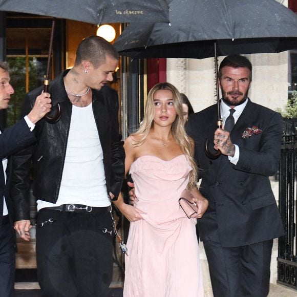 David Beckham, sa fille Harper Beckham et son fils Romeo Beckham quittent l'hôtel La Reserve lors de la Fashion Week Paris printemps été à Paris, France, le 3 octobre 2025. Photo by Florian Poitout/ABACAPRESS.COM