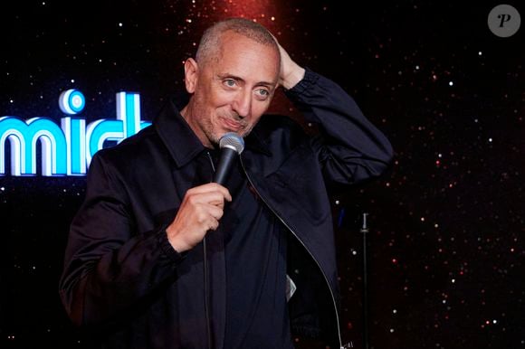 Exclusif - Gad Elmaleh - Inauguration du Michou Comedy Club avec Gad Elmaleh à Paris le 17 mars 2025. 
 © Cyril Moreau/Bestimage