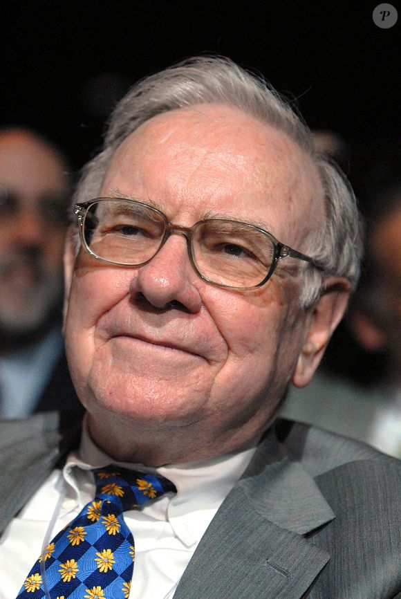 L'investisseur, homme d'affaires et philanthrope américain Warren Buffett participe au panel de discussion de la Clinton Global Initiative 2006 "Action efficace, résultats durables" qui s'est tenu à l'hôtel Sheraton de New York City, NY, USA, le 20 septembre 2006. Photo par Dennis Van Tine/ABACAPRESS.COM