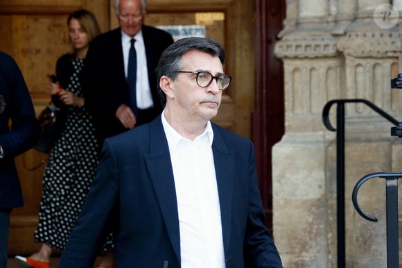 Yannick Alléno - Sorties des obsèques de Philippe Labro dans l'église de Saint-Germain-des-Prés à Paris le 13 juin 2025. © Dominique Jacovides - Christophe Clovis / Bestimage