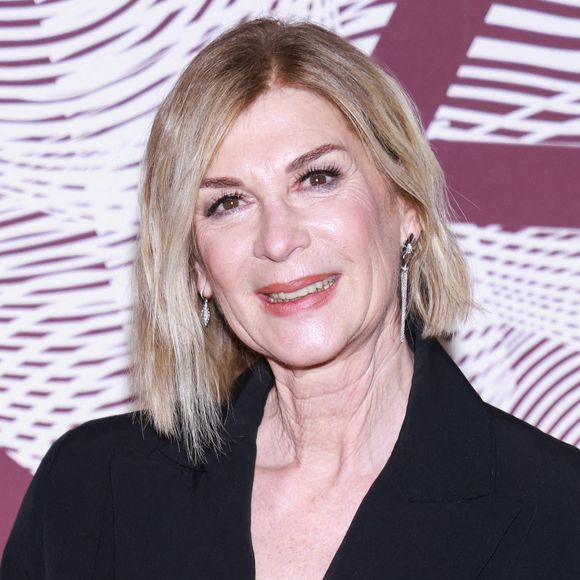 Michèle Laroque pose à son arrivée au dîner de gala organisé à l'issue de la 51e cérémonie des César, qui s'est tenue au célèbre restaurant Fouquet's à Paris le 26 février 2026. Photo de David Boyer/ABACAPRESS.COM