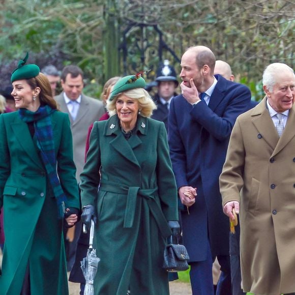 Catherine (Kate) Middleton, princesse de Galles, Camilla Parker Bowles, reine consort d'Angleterre, Le prince William, prince de Galles, Le roi Charles III d'Angleterre - La famille royale britannique se rend à la messe de Noël à Sandringham le 25 décembre 2024.

© Stephen Daniels / Alpha Press / Bestimage