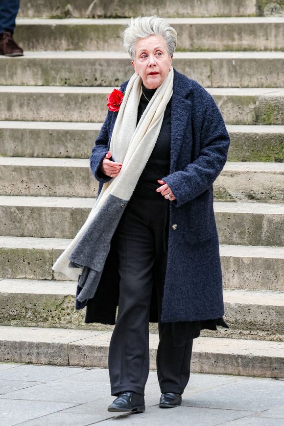 Françoise Laborde - Arrivées aux obsèques de C.Laborde en l’église Saint-Roch à Paris, le 6 février 2025. Décédée le 28 janvier 2025 à l'âge de 73 ans, l'ancienne présentatrice météo de TF1 (1988 - 2017) était atteinte de la maladie neurodégénérative à corps de Lewy. 
© Jacovides - Moreau / Bestimage