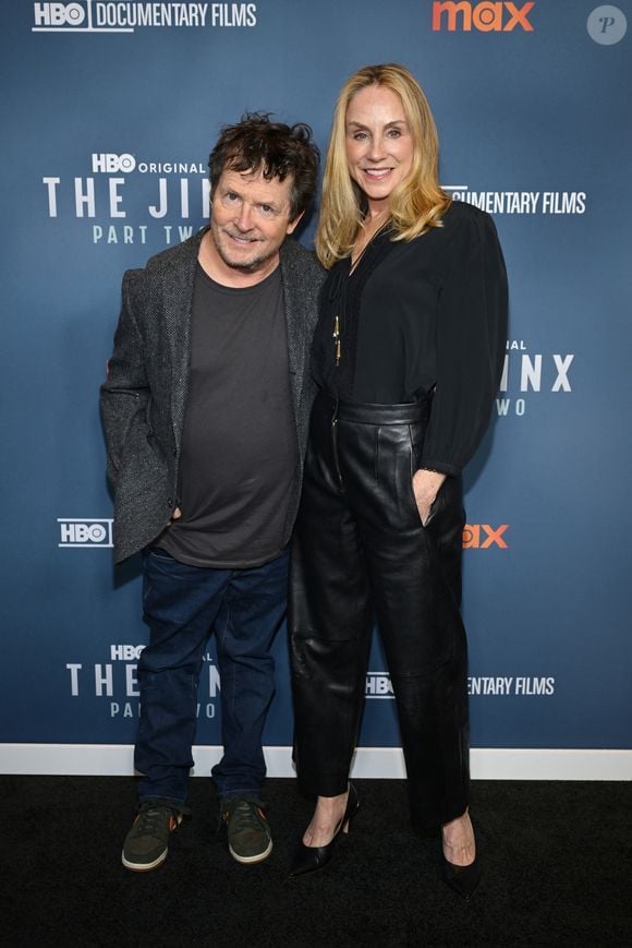 Michael J. Fox et sa femme Tracy Pollan à la première de la série "The Jinx - Part 2" le 18 avril 2024 à New York STARMAX / BESTIMAGE