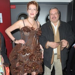 Natacha Polony et son mari Périco Légasse - People au Défilé du 19ème salon du chocolat 2013 à la Porte de Versailles à Paris le 29 octobre 2013. PIX4U - VEEREN / BESTIMAGE