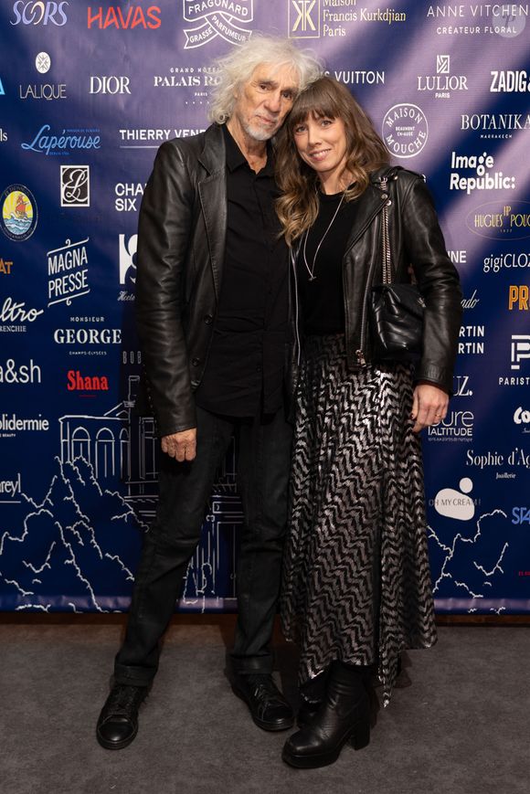 Louis Bertignac et sa femme Laetitia Brichet au dîner de gala caritatif de l'ONG Elisecare dédié aux enfants de la guerre au Pavillon Ledoyen à Paris le 24 Novembre 2025.

© Julien Sarkissian / Bestimage