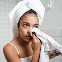 Crème hydratante : Pourquoi il vaut mieux l’appliquer sur peau encore humide ?